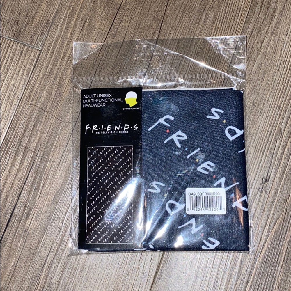 FRIENDS Face Mask / multi functional face wear